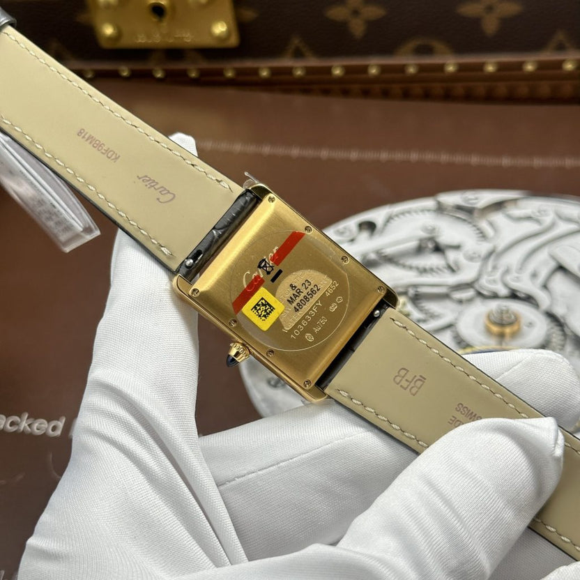 Cartier Tank Louis Super Clone Swiss Machine (33.7mm x 25.5mm)