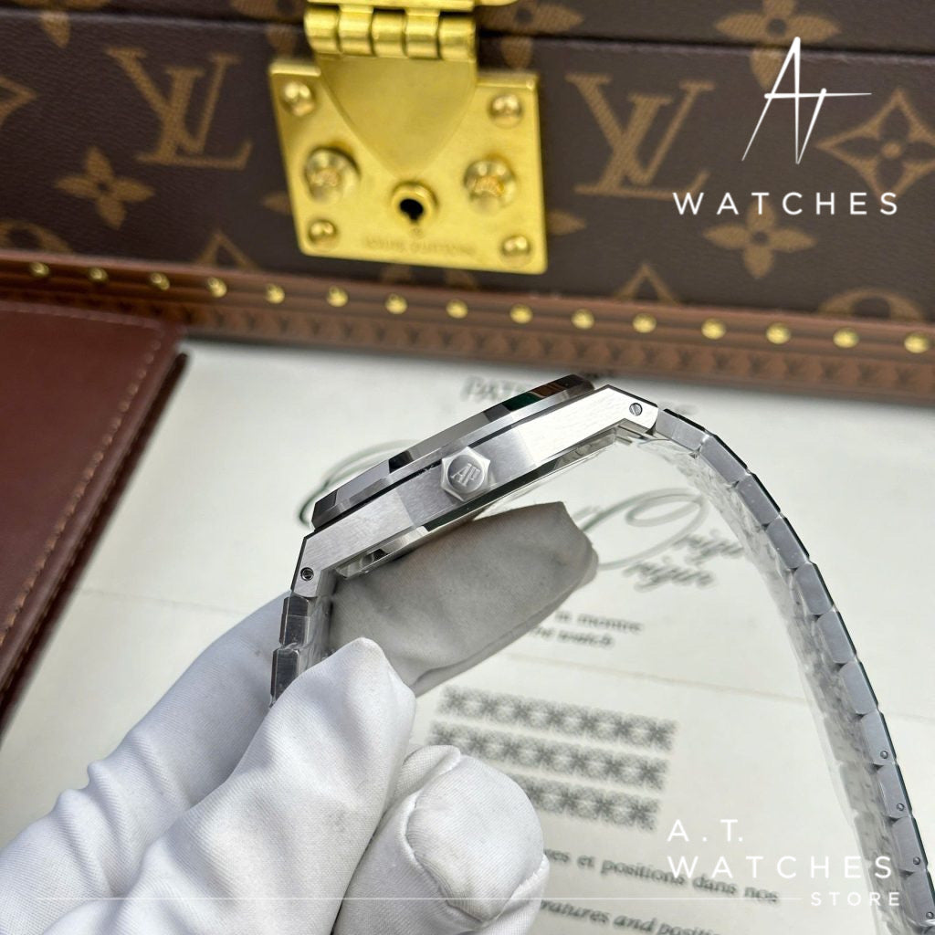 Audemars Piguet Royal Oak Super Clone Swiss Machine 39mm