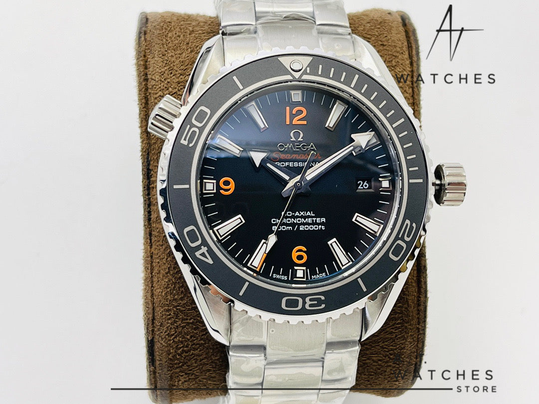 Omega SEAMASTER
PLANET OCEAN Super Clone Swiss Machine 42mm
