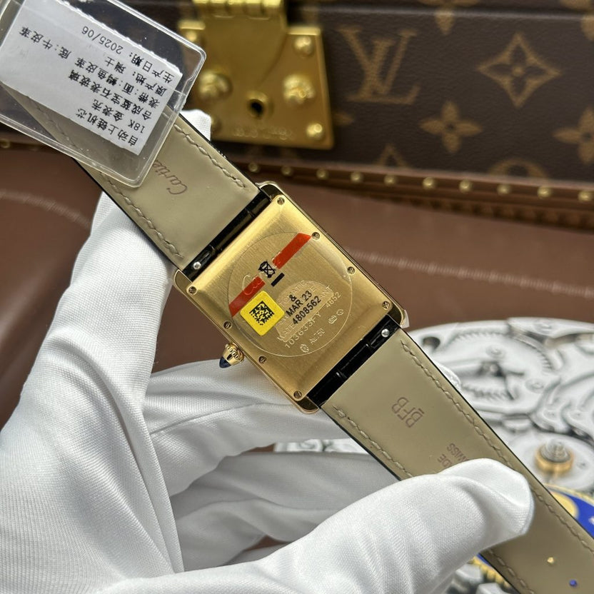 Cartier Tank Louis Super Clone Swiss Machine (33.7mm x 25.5mm)