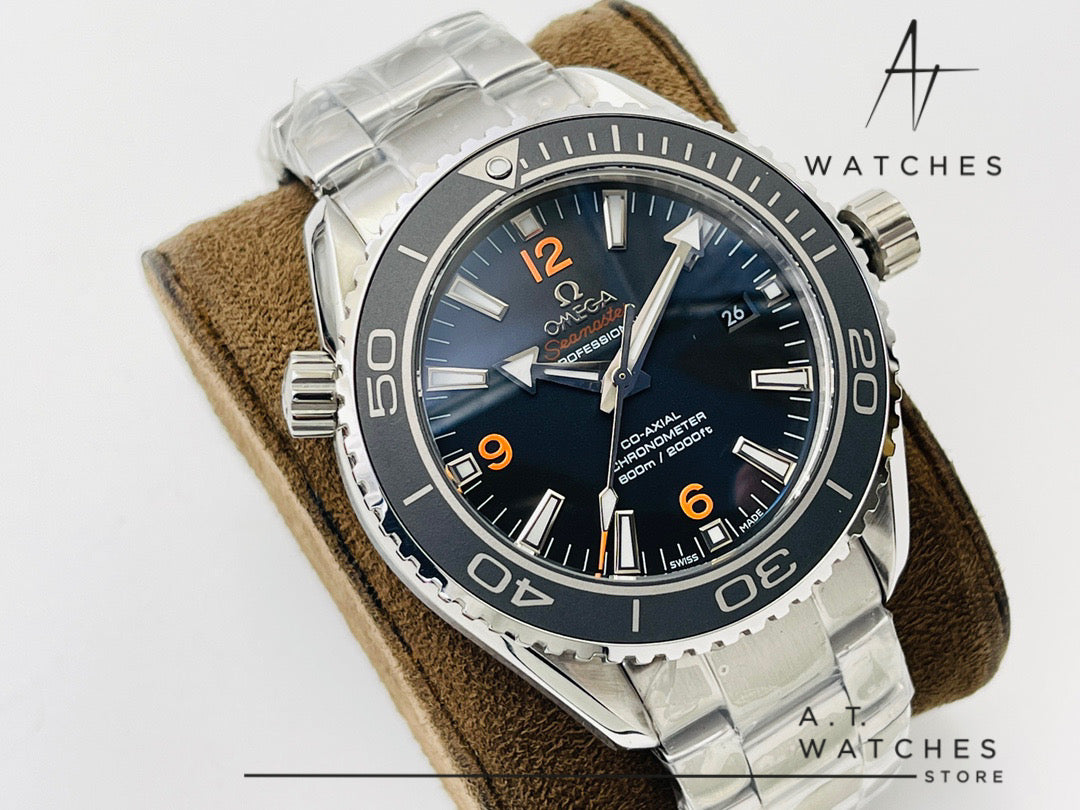 Omega SEAMASTER
PLANET OCEAN Super Clone Swiss Machine 42mm