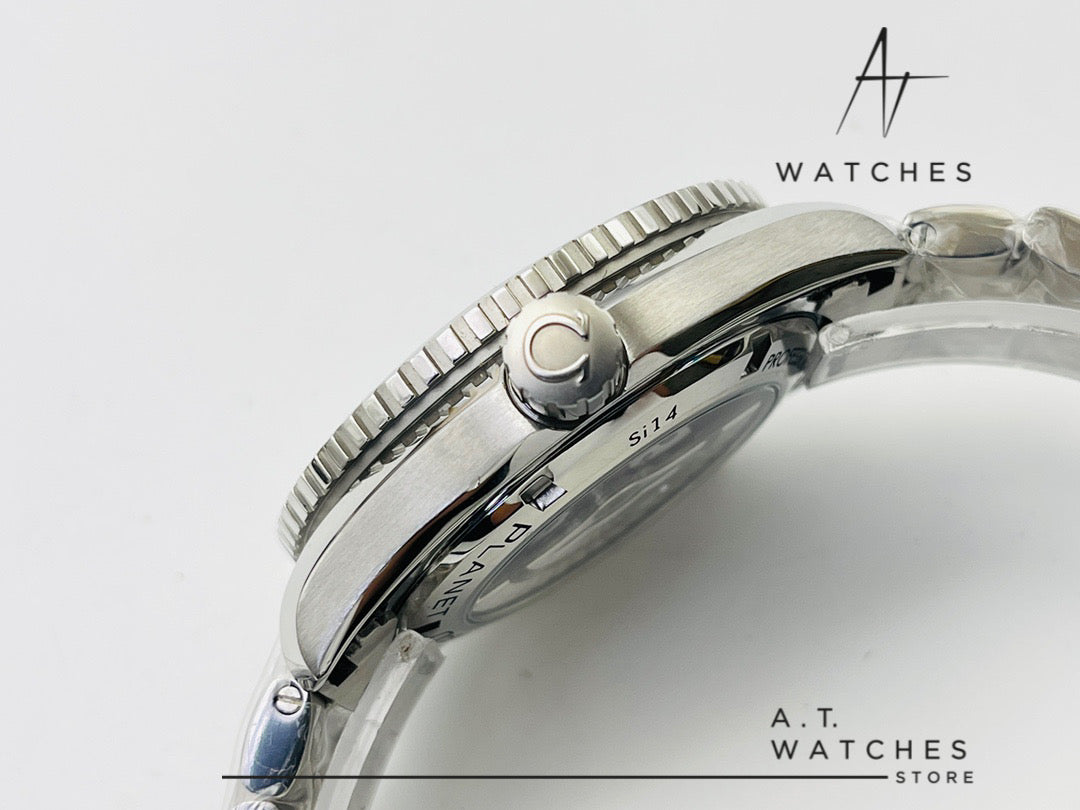 Omega SEAMASTER
PLANET OCEAN Super Clone Swiss Machine 42mm