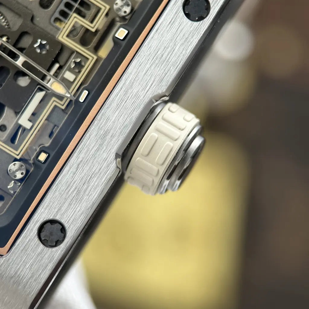Richard Mille RM 16-02 Super Clone Swiss Machine (45.64mm x 36.00mm)