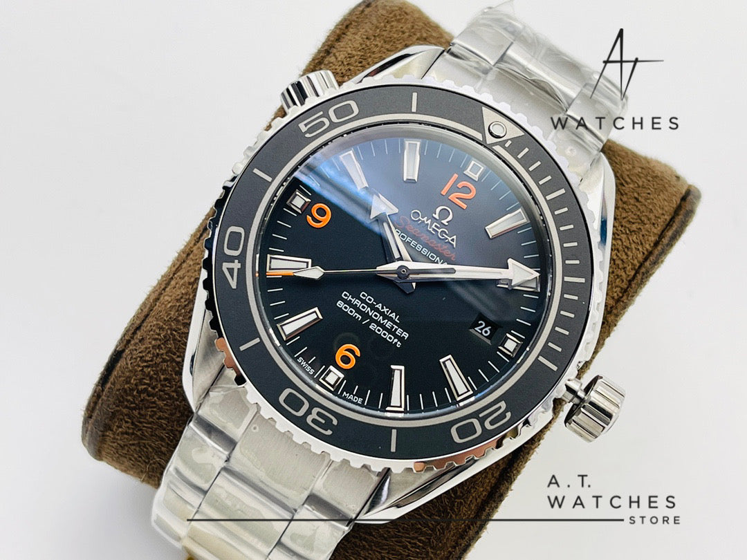 Omega SEAMASTER
PLANET OCEAN Super Clone Swiss Machine 42mm